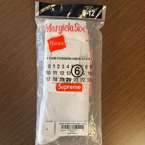 ‼️🧦Supreme x Hanes x Maison Margiela “MargielaSix” Crew Socks – White (6–12) 🔥